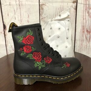 Dr. Martens 1460 Vonda Floral Embroidered Leather Lace Up Ankles Boots New Boxed